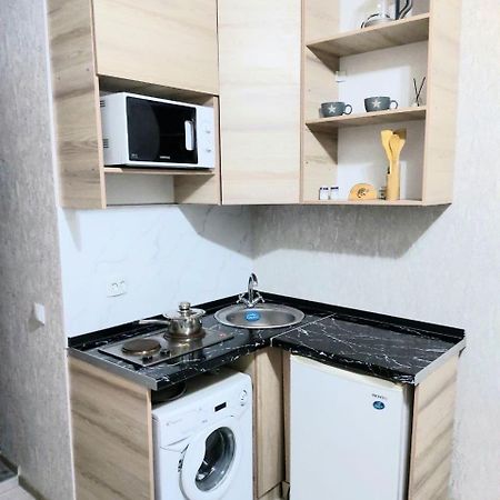 Отличная Квартира Со Всеми Удобствами. อัลมาตี ภายนอก รูปภาพ